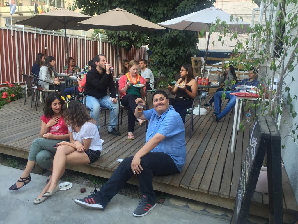 Myhostel Miramar فينيا ديل مار المظهر الخارجي الصورة